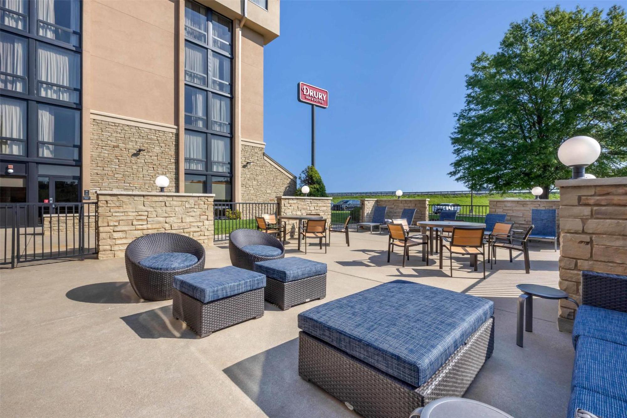 Drury Inn & Suites Paducah Bagian luar foto