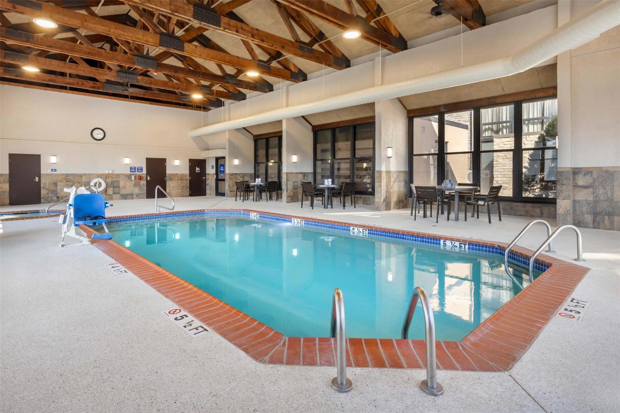 Drury Inn & Suites Paducah Bagian luar foto