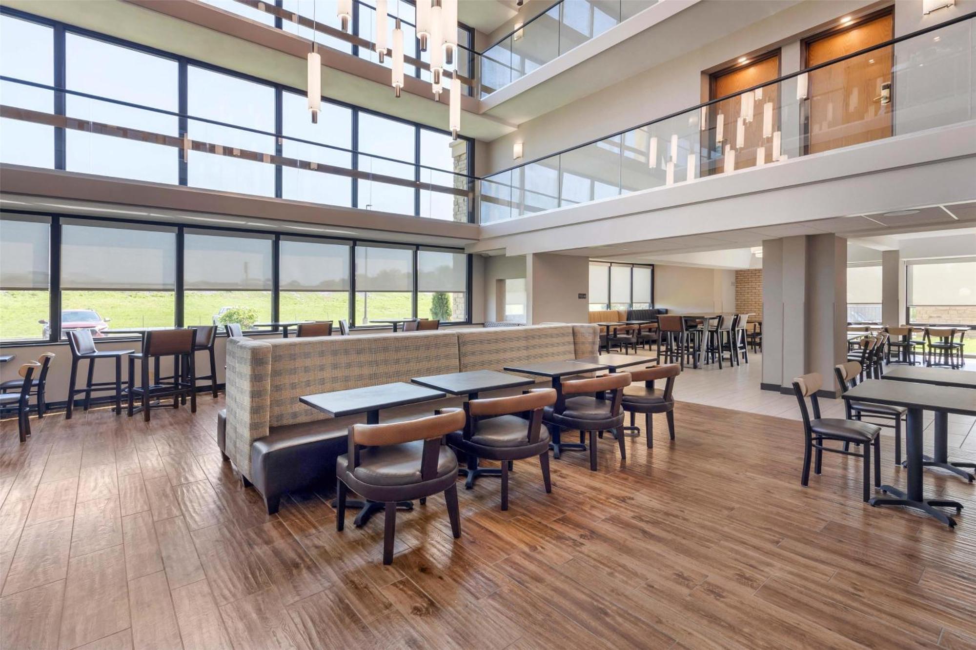 Drury Inn & Suites Paducah Bagian luar foto