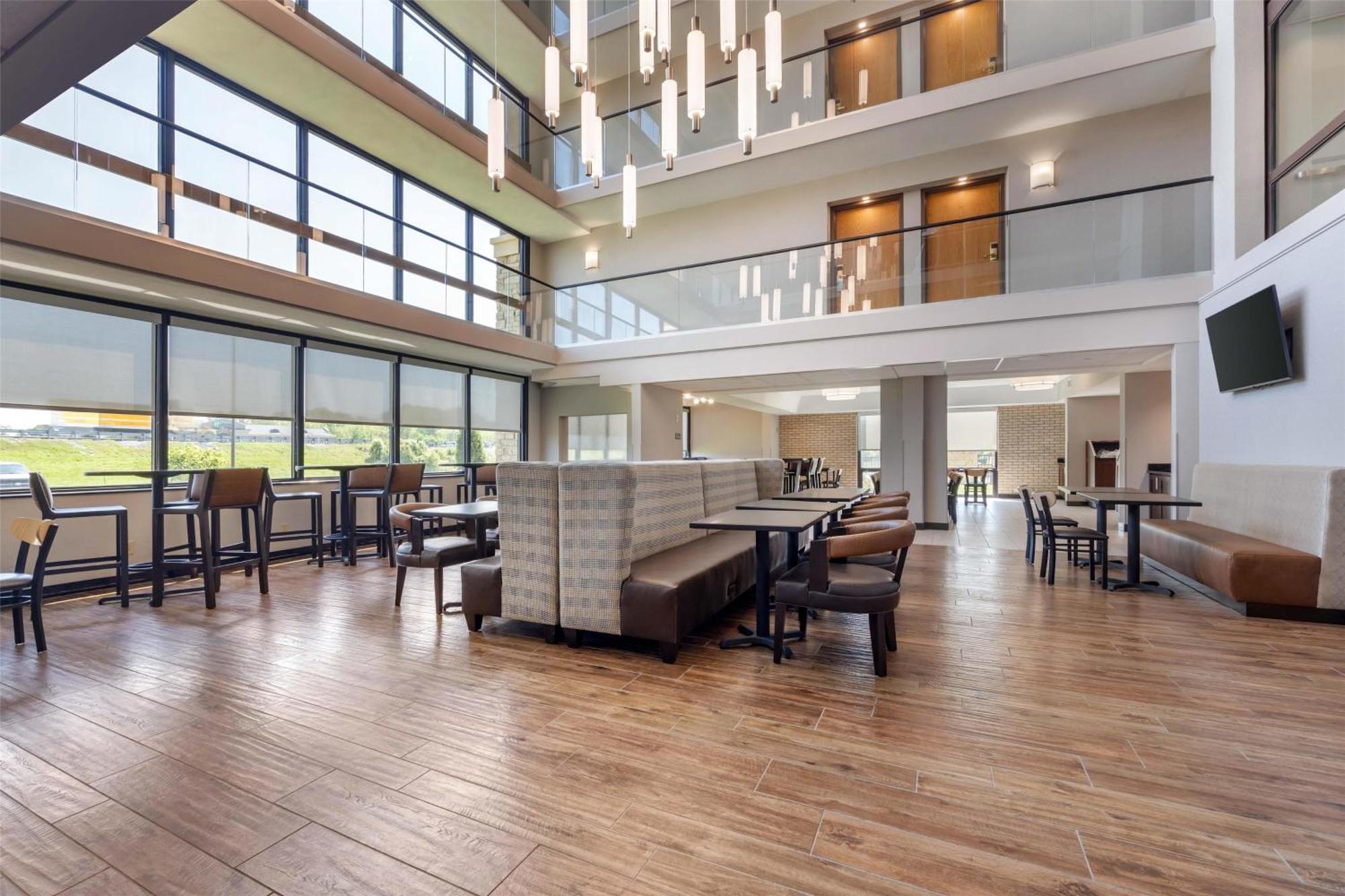 Drury Inn & Suites Paducah Bagian luar foto